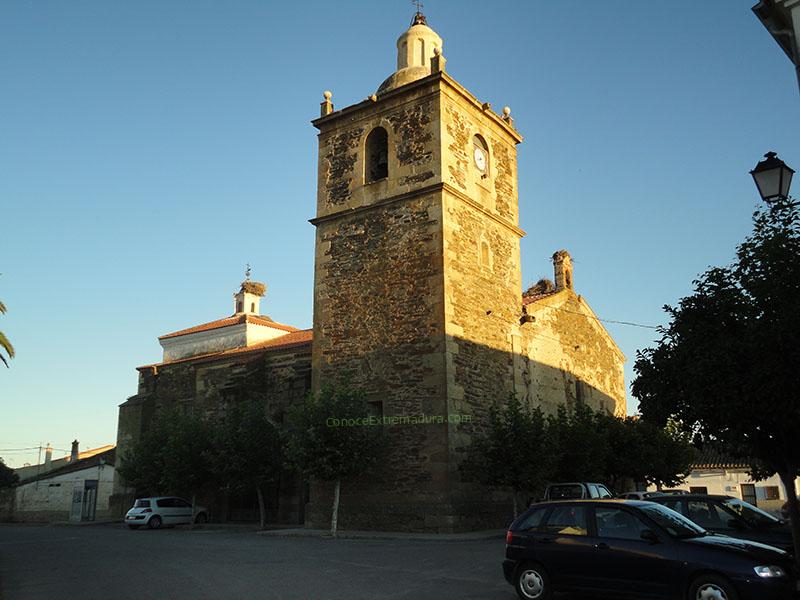 Iglesia de San Gabriel Arcángel, Casas de Don Gómez, Cáceres