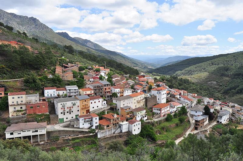 Ladrillar, Cáceres