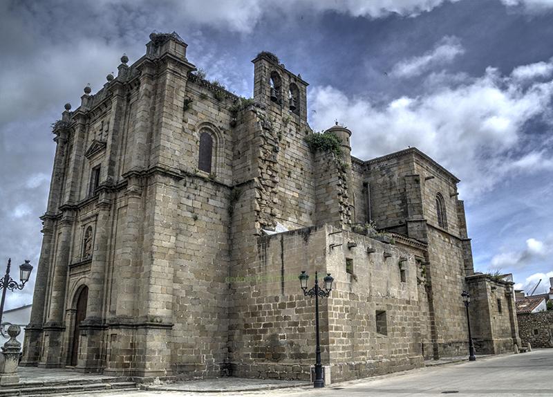Iglesia de San Andrés, Zarza la Mayor