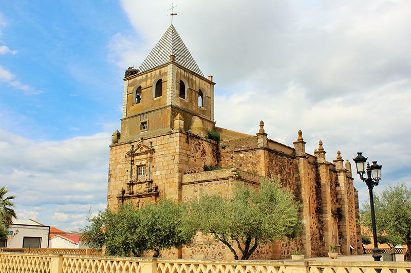 Iglesia de Santiago Apóstol, Torremayor, Badajoz