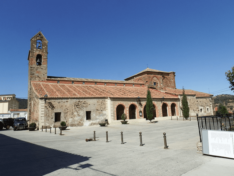 Iglesia de Santa Catalina, Alía