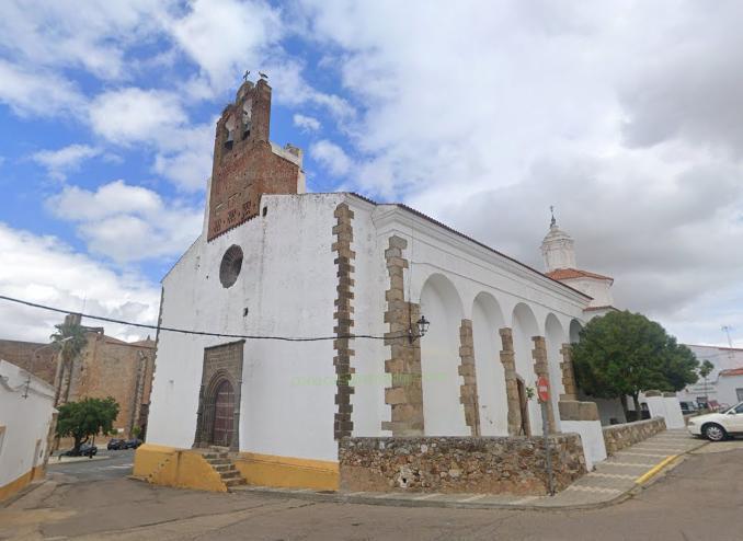 Iglesia de Santa María Magdalena, Almendral