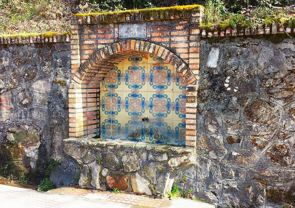 Fuente de los Chaparejos, Barrado