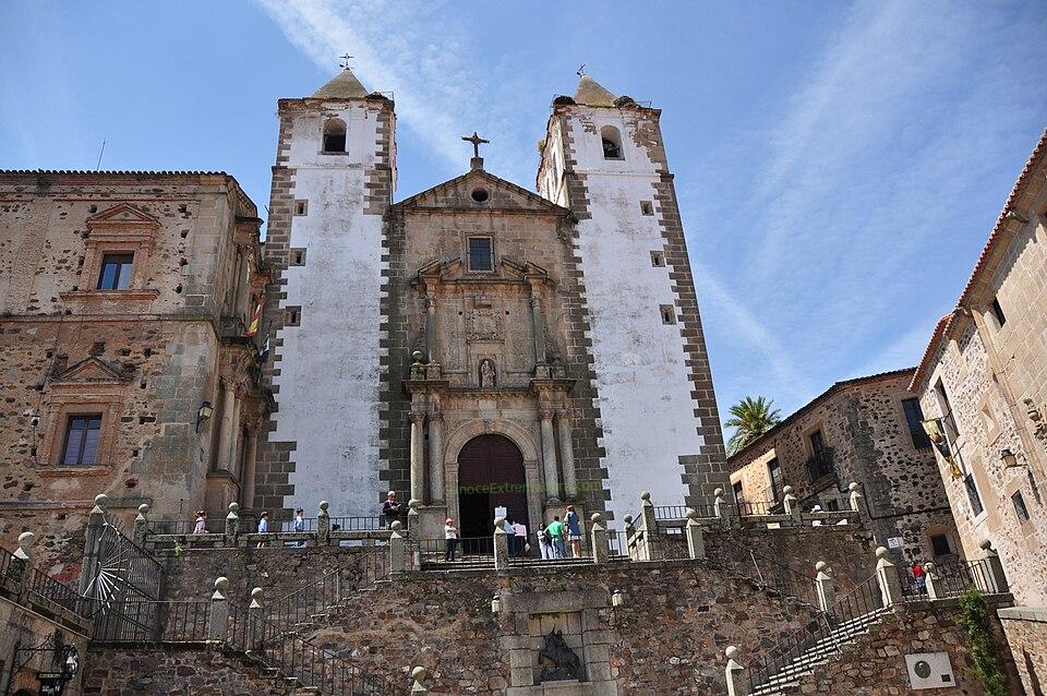 Iglesia Coventual de San Francisco Javier, Cáceres