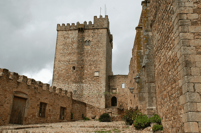 Castillo de Alburquerque
