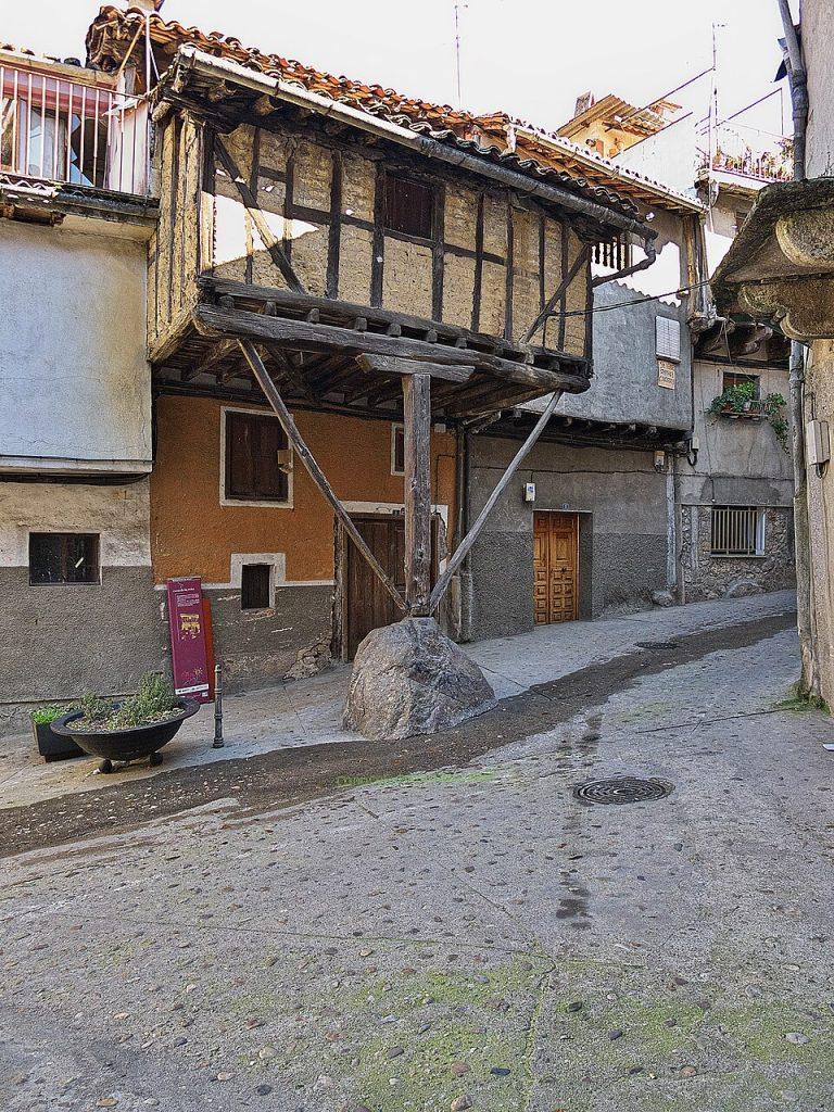 Patrimonio arquitectónico, Garganta la Olla