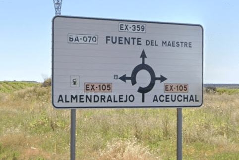 Salida de la EX-359 para tomar la EX-105 sentido Acehucal