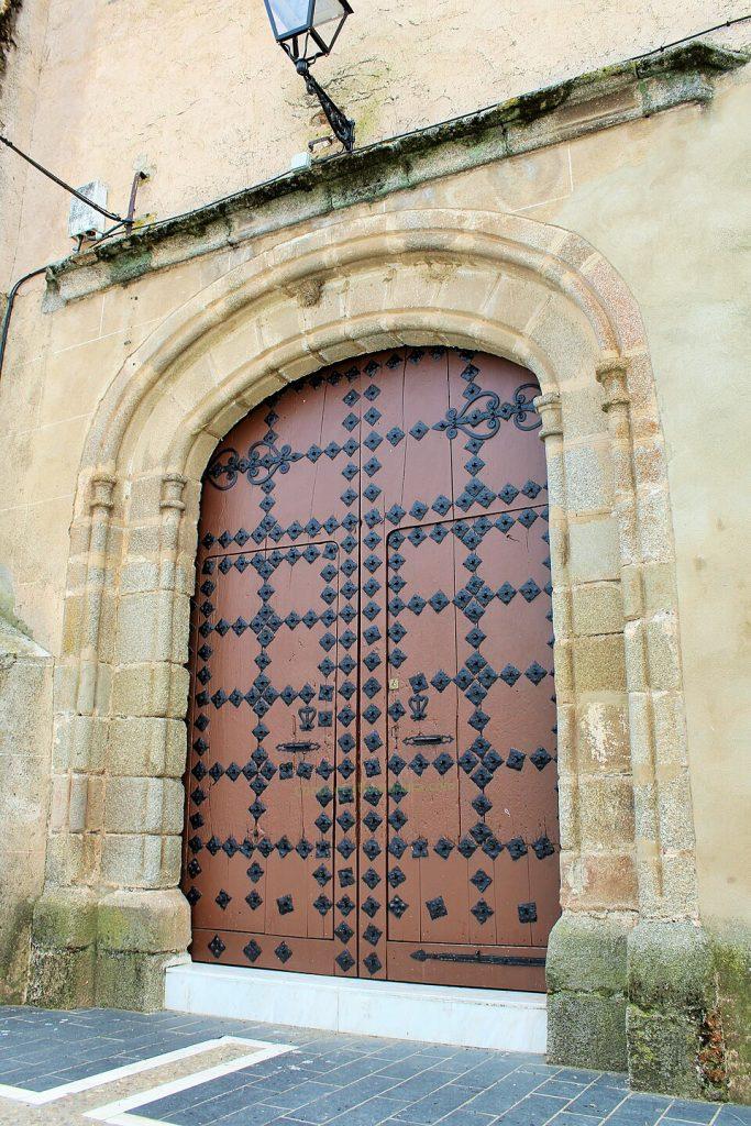 Pórtico de entrada a la Iglesia Ntra. Sra. de la Asunción, La Parra