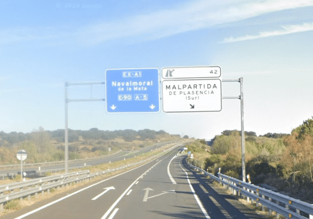 Salida 42 de la autovía EX-A1.
