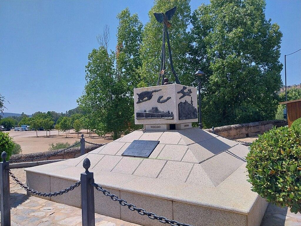 Monumento a la batalla de Medellín