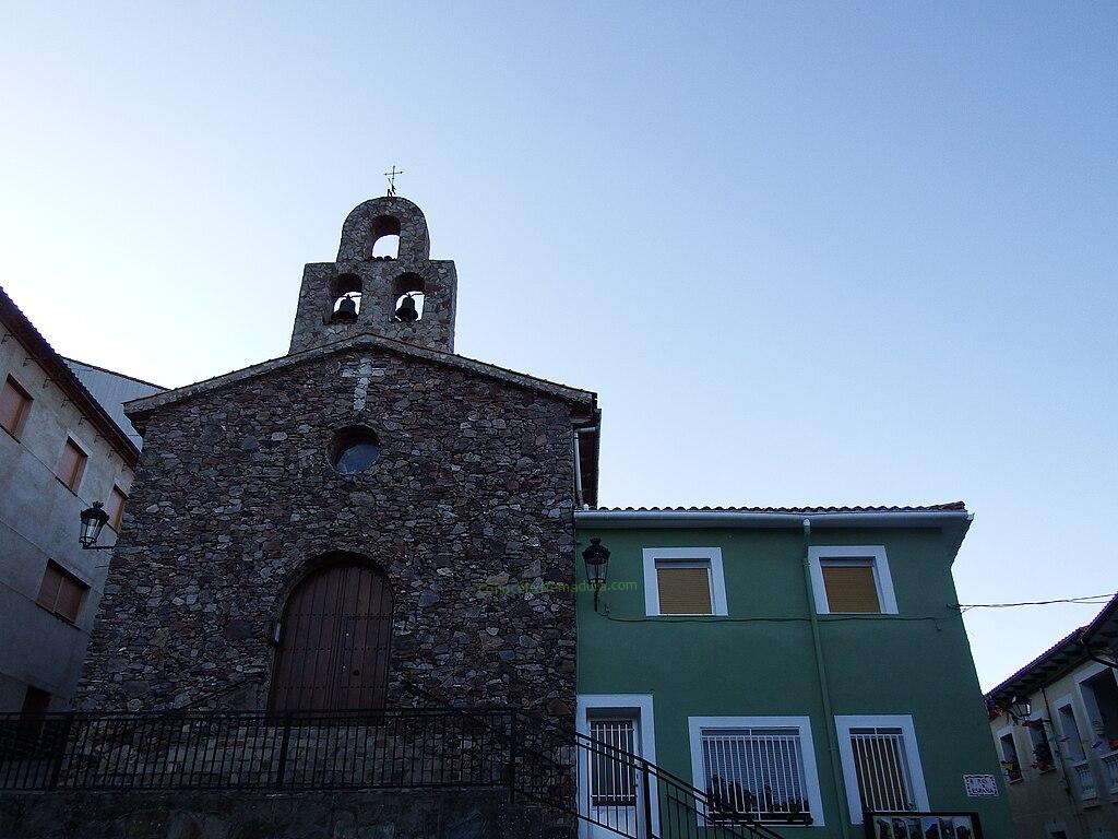 Iglesia de Santiago Apóstol, Navezuelas