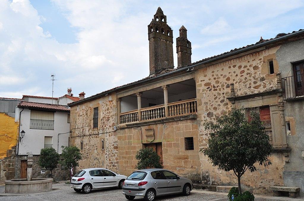 Palacio de Manrique de Lara, Pasarón de la Vera