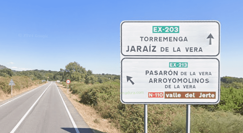 Señalización carretera EX-203