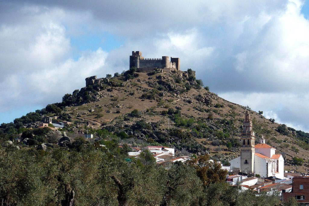 Castillo de Segura de León