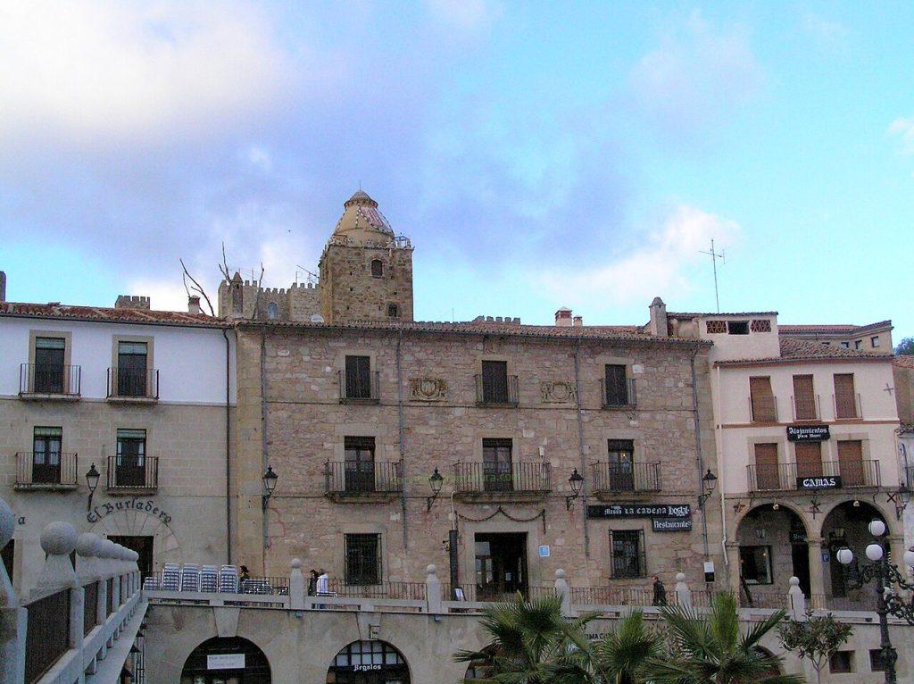 Casa de la Cadena, Trujillo